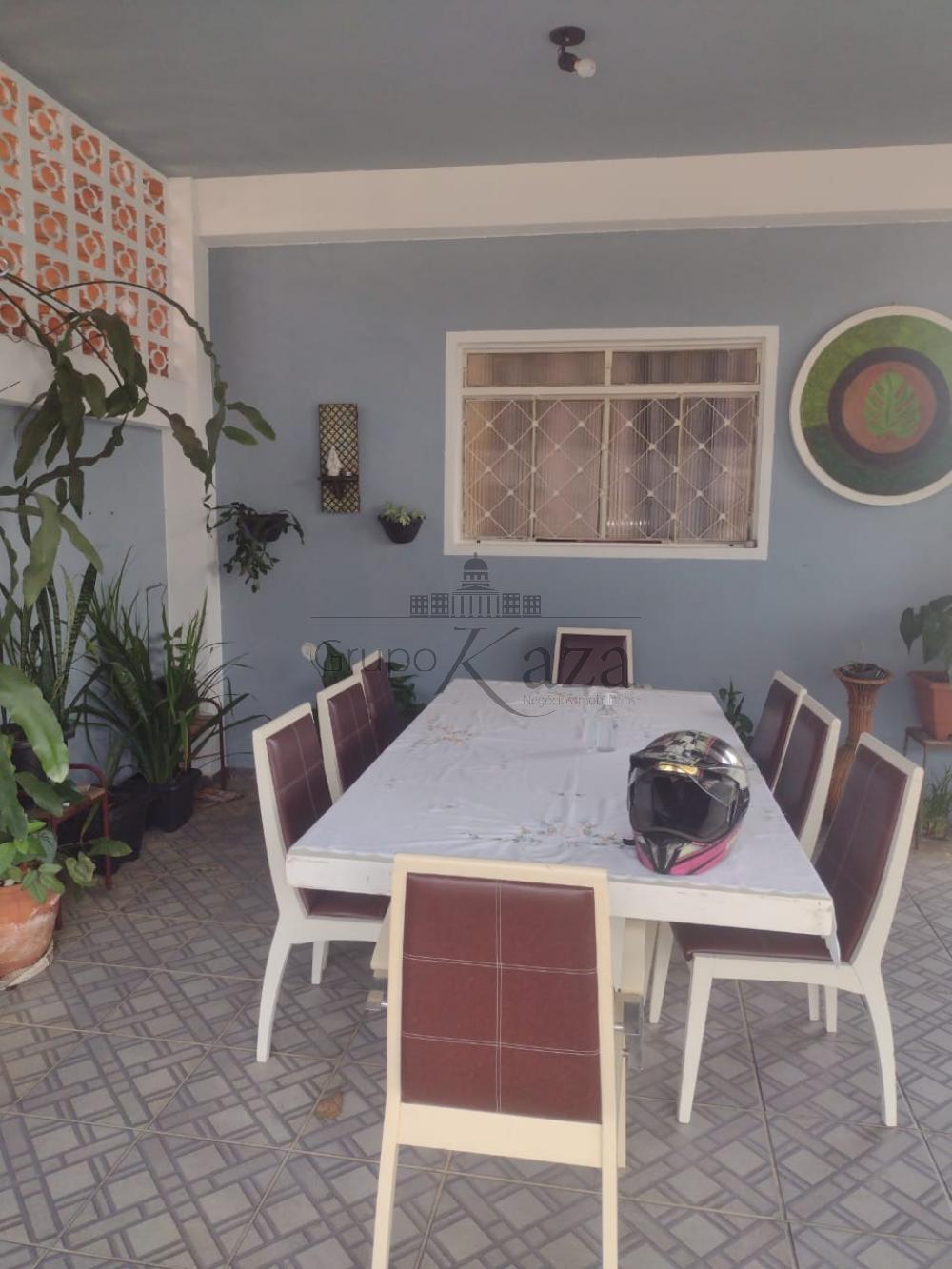 Foto 25 de Casa Padrão em Jardim Altos de Santana, São José dos Campos - imagem 25