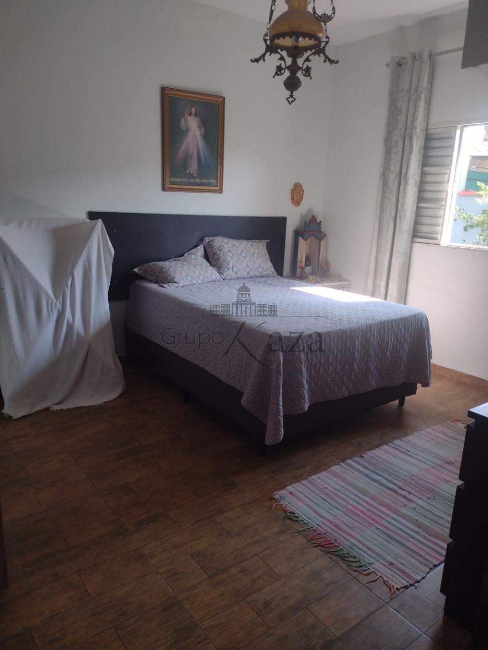 Foto 12 de Casa Padrão em Jardim Altos de Santana, São José dos Campos - imagem 12