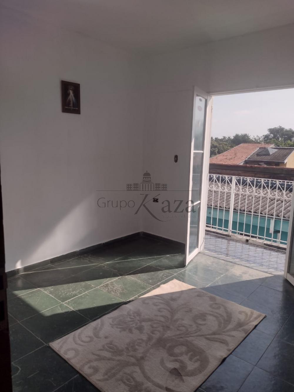 Foto 17 de Casa Padrão em Jardim Altos de Santana, São José dos Campos - imagem 17