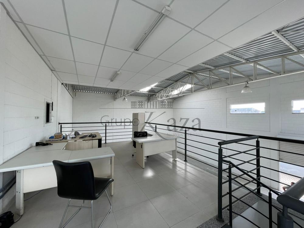 Foto 3 de Comercial Prédio em Chácaras Santa Maria, Jacareí - imagem 3