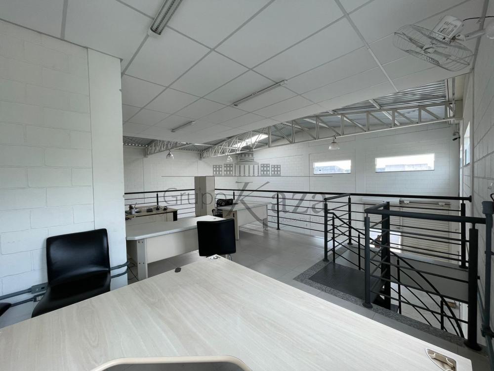 Foto 2 de Comercial Prédio em Chácaras Santa Maria, Jacareí - imagem 2