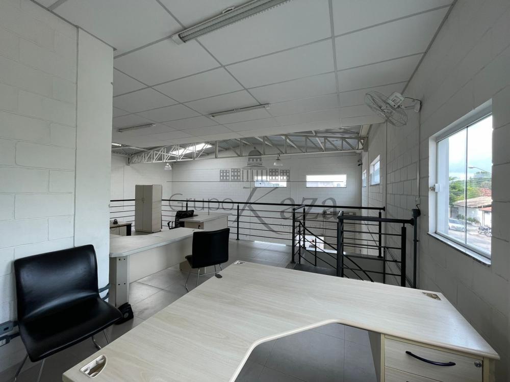 Foto 1 de Comercial Prédio em Chácaras Santa Maria, Jacareí - imagem 1