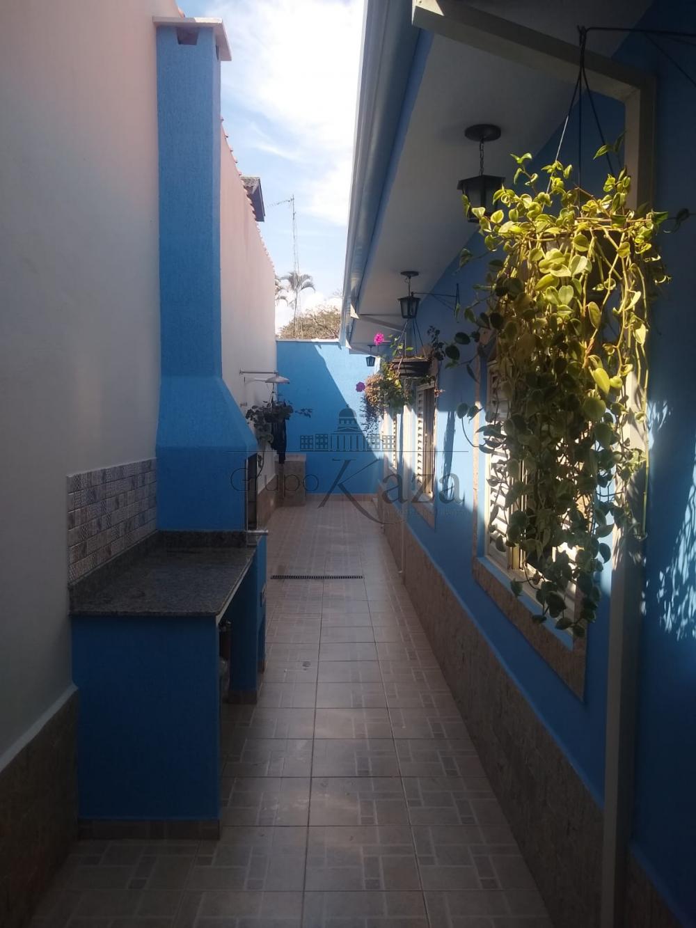 Foto 1 de Casa Comercial  Residencial em Jardim Siesta, Jacareí - imagem 1