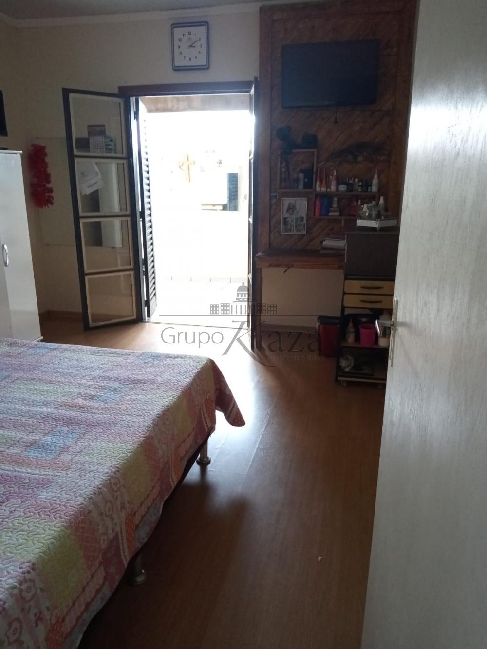 Foto 10 de Casa Sobrado em Jardim Pararangaba, São José dos Campos - imagem 10