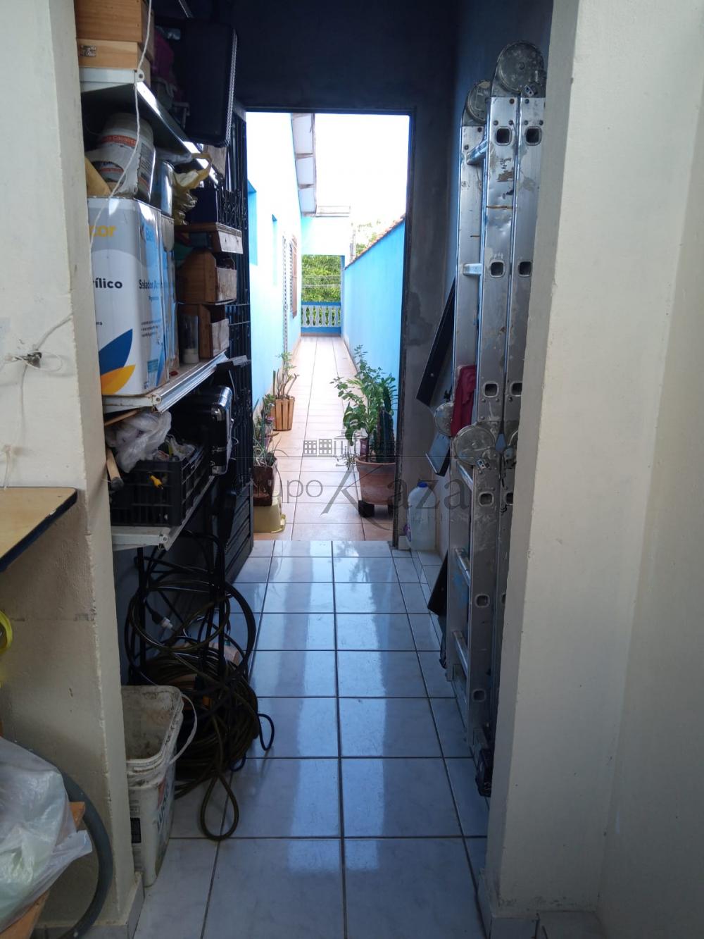 Foto 11 de Casa Sobrado em Jardim Pararangaba, São José dos Campos - imagem 11
