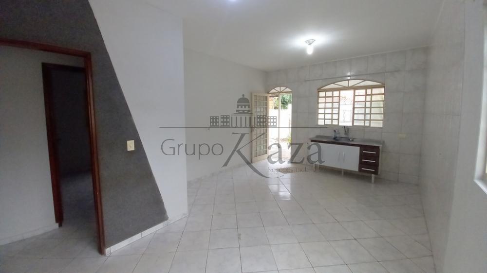 Foto 3 de Casa Sobrado em Jardim Ismênia, São José dos Campos - imagem 3