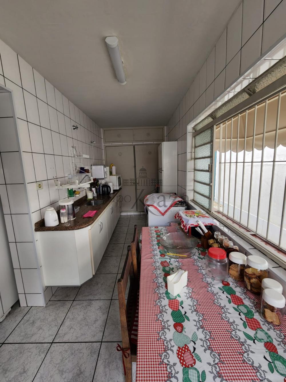Foto 4 de Casa Padrão em Jardim São Dimas, São José dos Campos - imagem 4