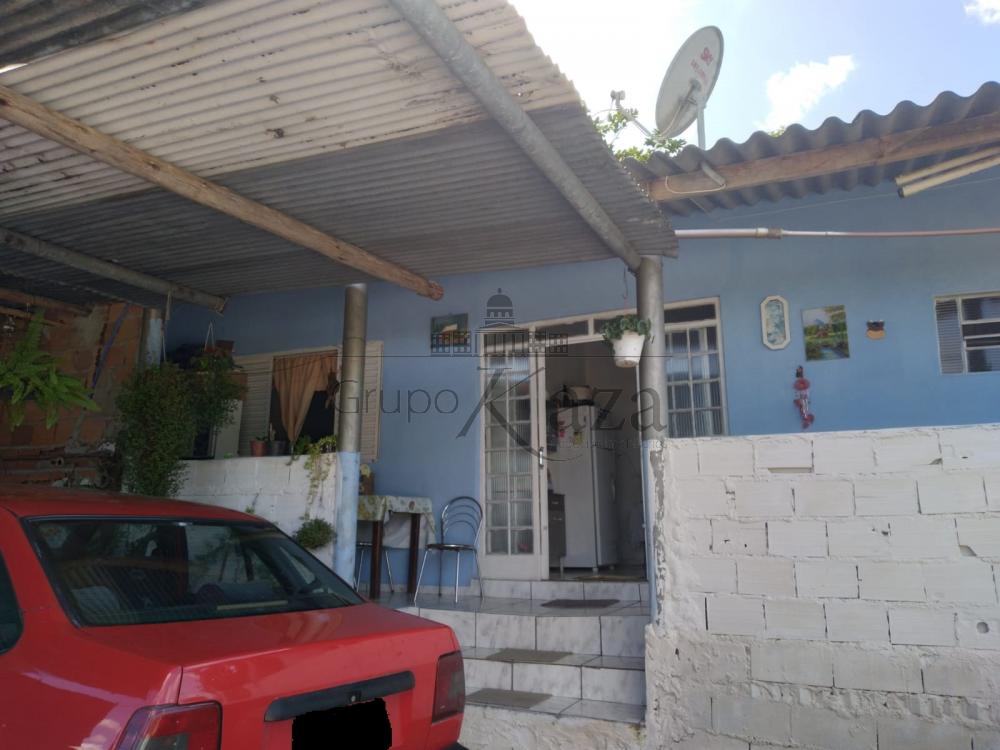 Foto 1 de Casa Padrão em Chácaras Reunidas Igarapés, Jacareí - imagem 1