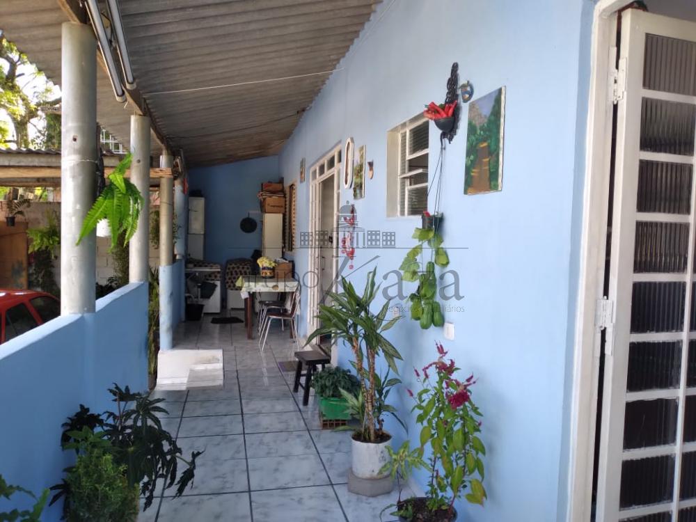 Foto 6 de Casa Padrão em Chácaras Reunidas Igarapés, Jacareí - imagem 6