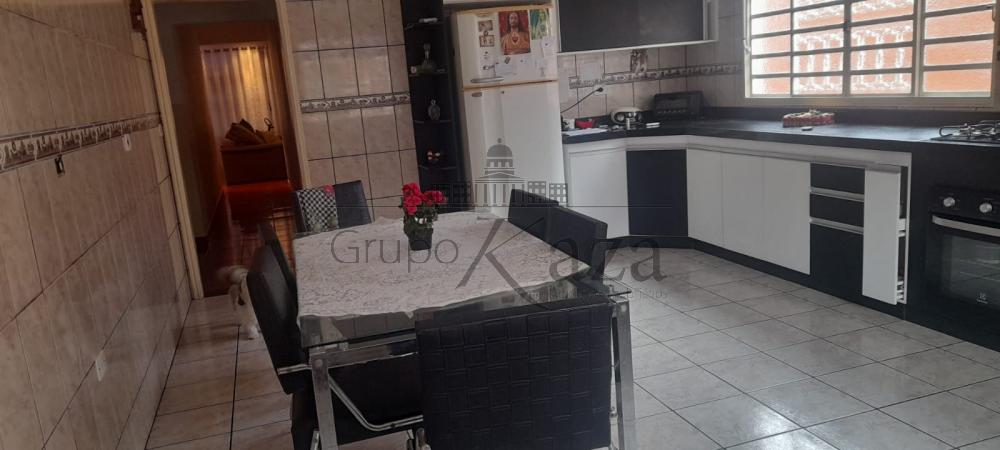 Foto 6 de Casa Térrea em Jardim Maria Amélia, Jacareí - imagem 6