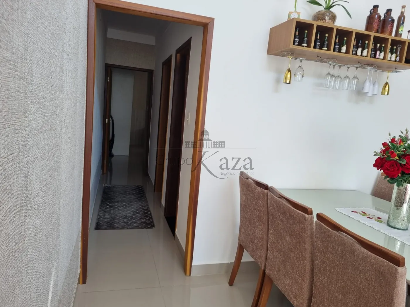 Foto 3 de Casa Padrão em Jardim Rodolfo, São José dos Campos - imagem 3