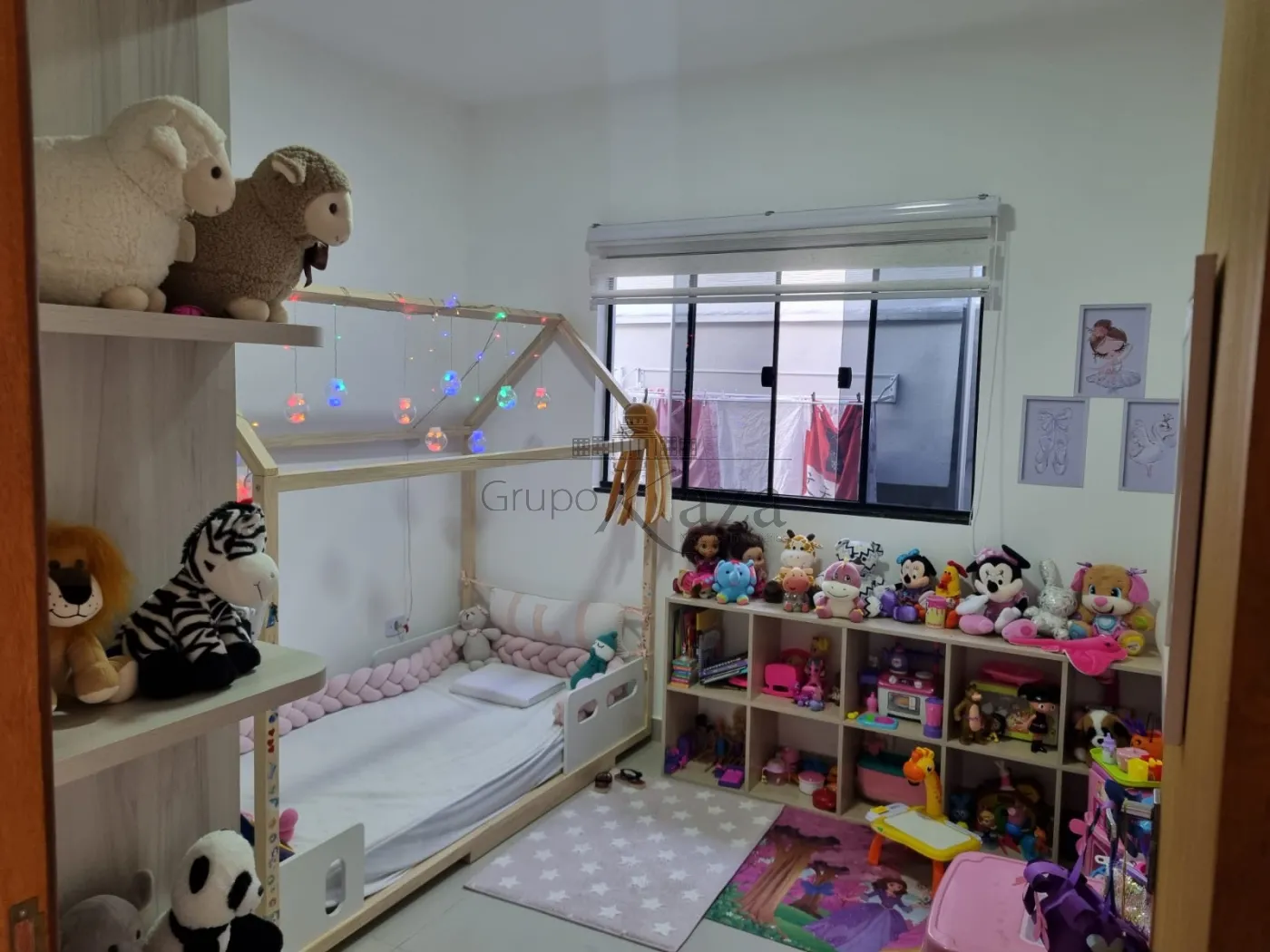 Foto 9 de Casa Padrão em Jardim Rodolfo, São José dos Campos - imagem 9