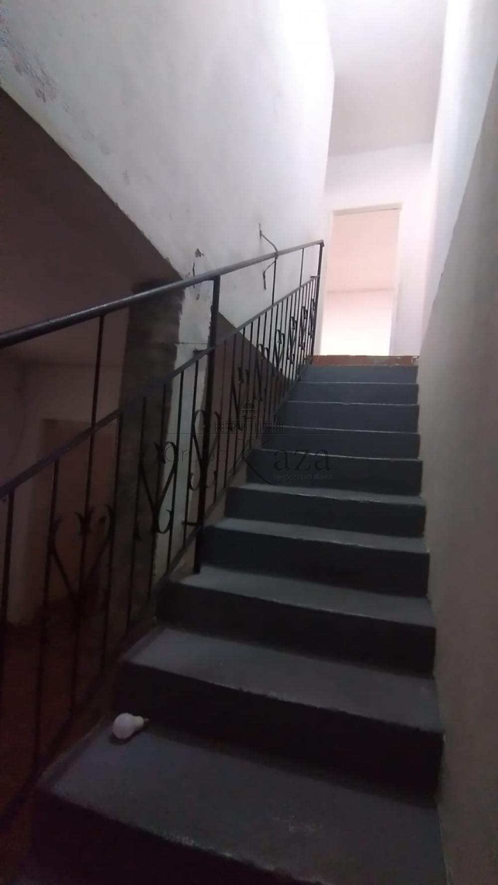 Foto 7 de Casa Padrão em Jardim Santa Inês I, São José dos Campos - imagem 7