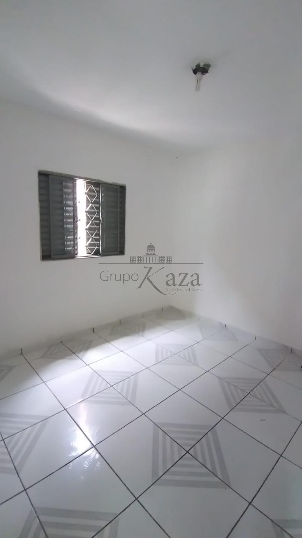 Foto 17 de Casa Padrão em Jardim Santa Inês I, São José dos Campos - imagem 17