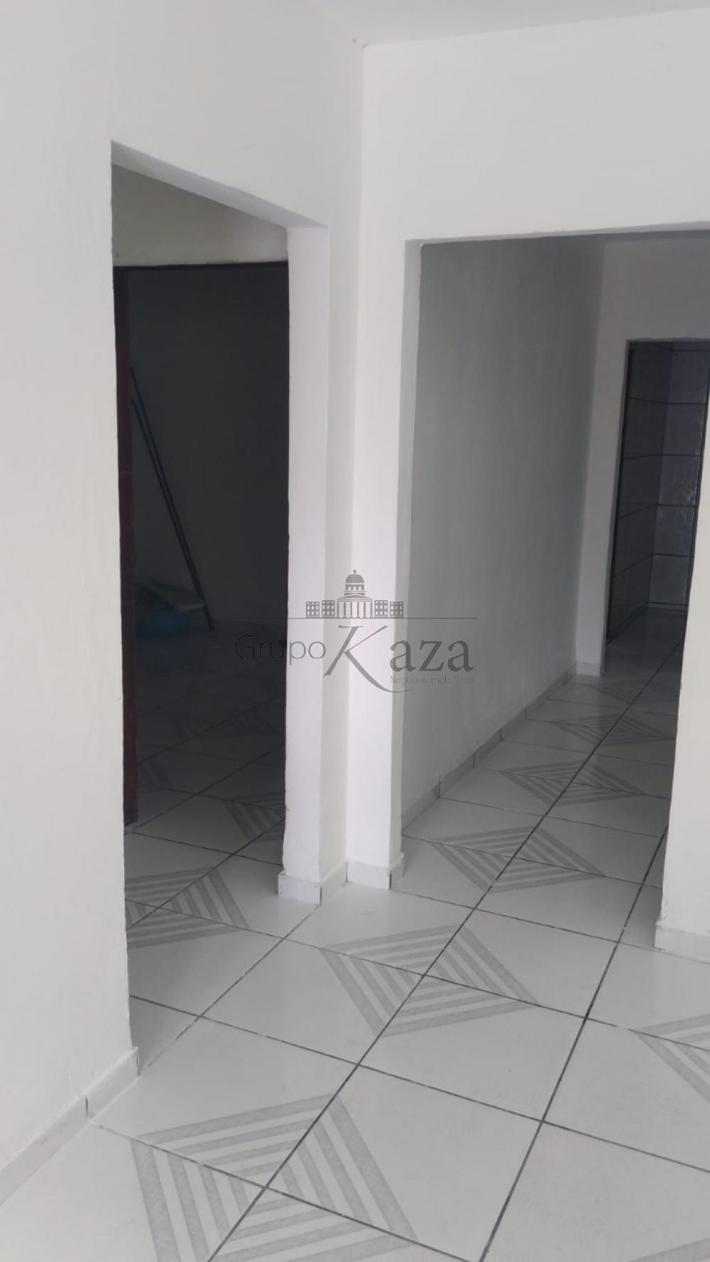Foto 16 de Casa Padrão em Jardim Santa Inês I, São José dos Campos - imagem 16