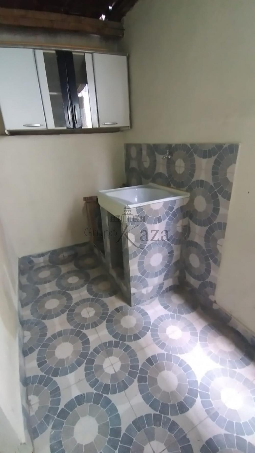 Foto 22 de Casa Padrão em Jardim Santa Inês I, São José dos Campos - imagem 22