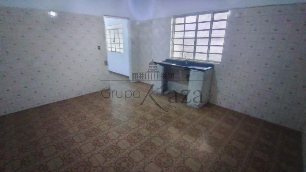 Foto 6 de Casa Padrão em Jardim Santa Inês I, São José dos Campos - imagem 6