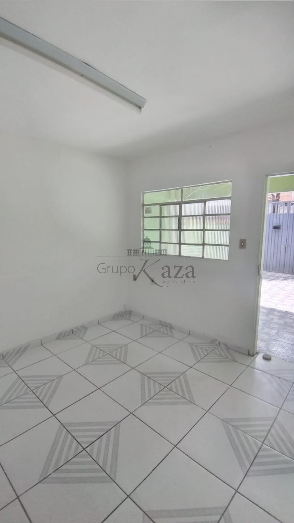 Foto 11 de Casa Padrão em Jardim Santa Inês I, São José dos Campos - imagem 11