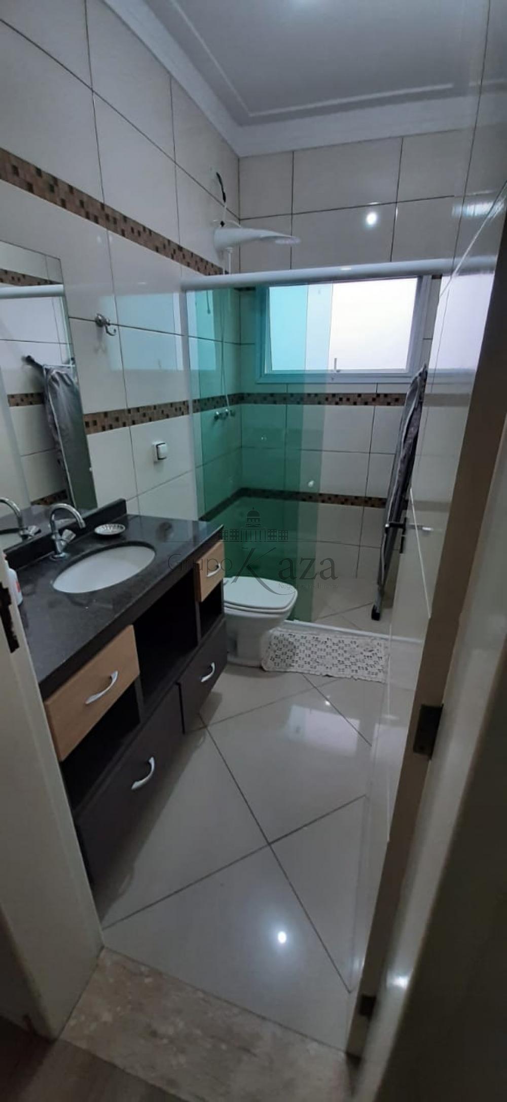 Foto 20 de Casa Sobrado em Chácaras Santa Maria, Jacareí - imagem 20