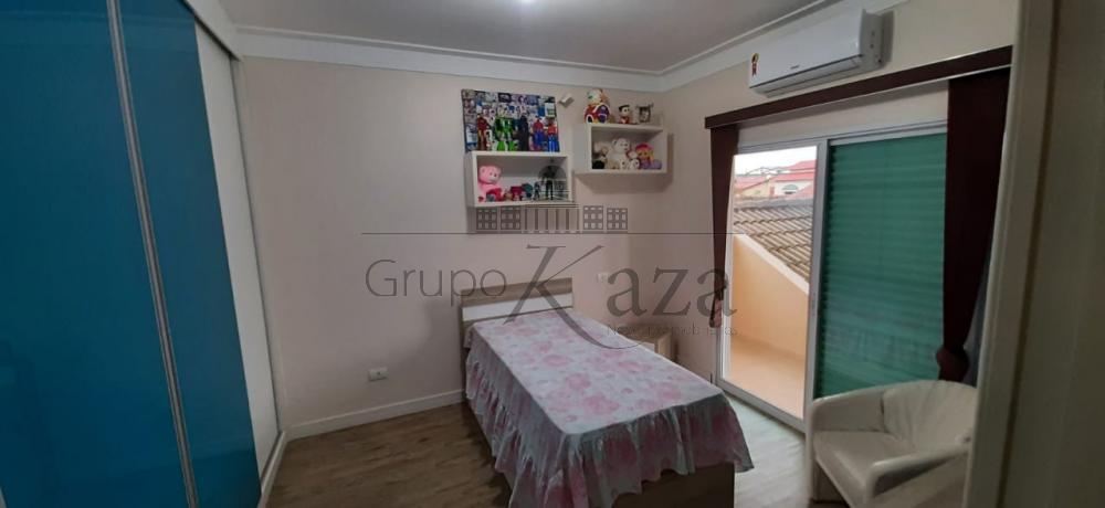 Foto 28 de Casa Sobrado em Chácaras Santa Maria, Jacareí - imagem 28