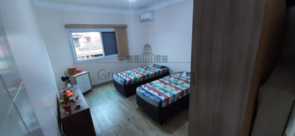 Foto 26 de Casa Sobrado em Chácaras Santa Maria, Jacareí - imagem 26