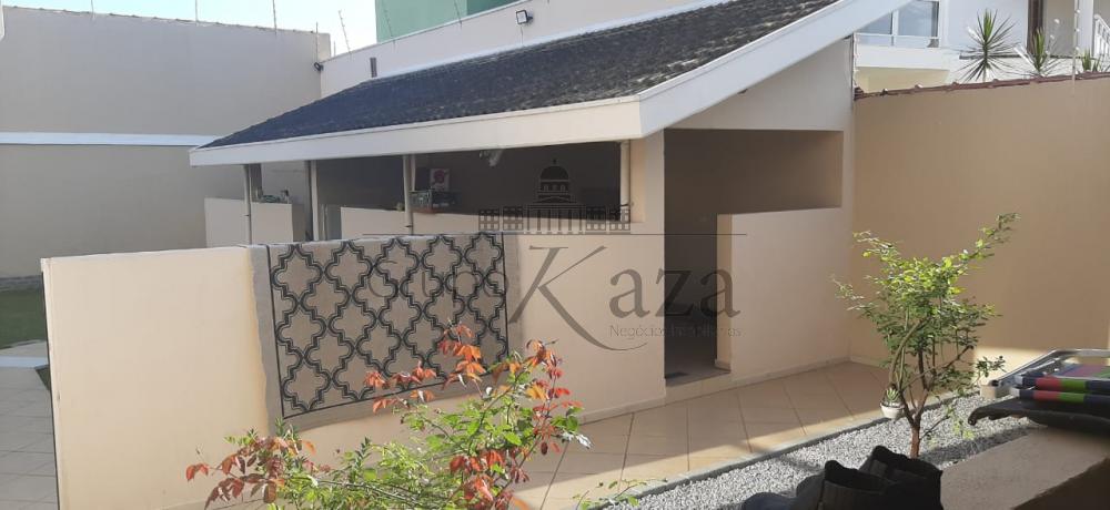 Foto 36 de Casa Sobrado em Chácaras Santa Maria, Jacareí - imagem 36