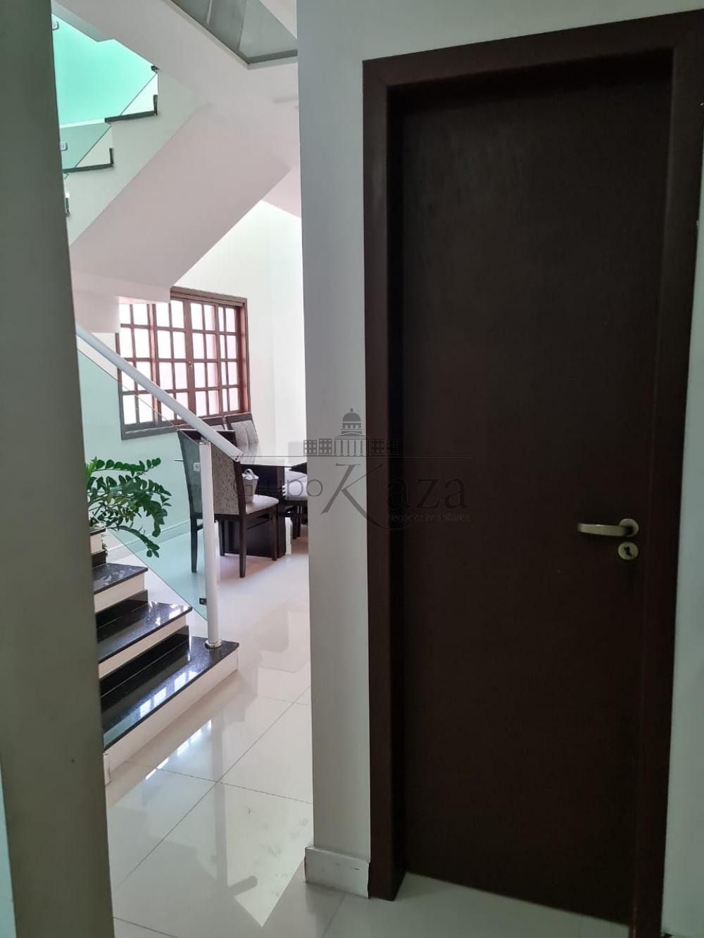 Foto 3 de Casa Sobrado em Jardim Rodolfo, São José dos Campos - imagem 3