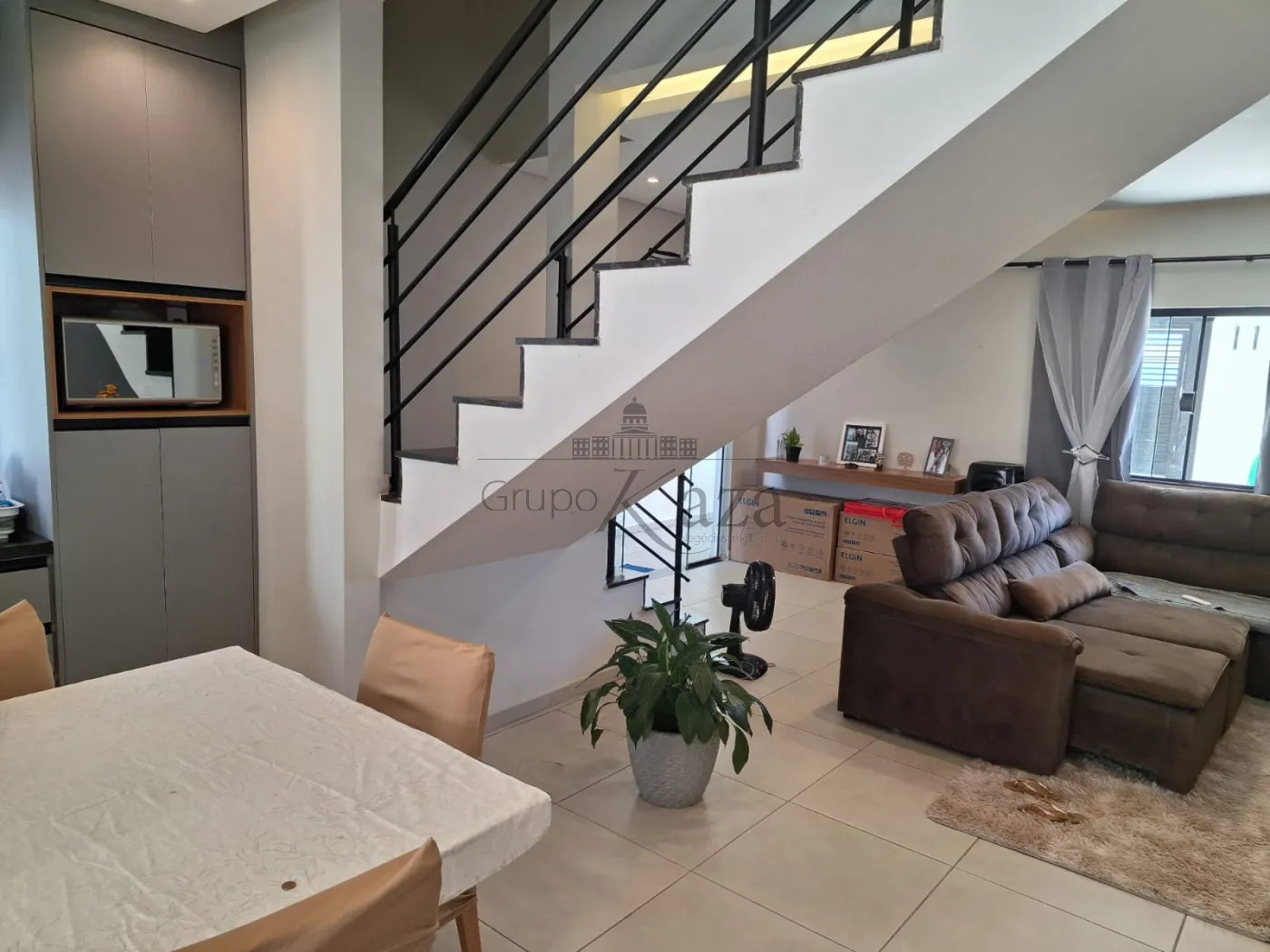 Foto 5 de Casa Sobrado em Jardim Santa Júlia, São José dos Campos - imagem 5