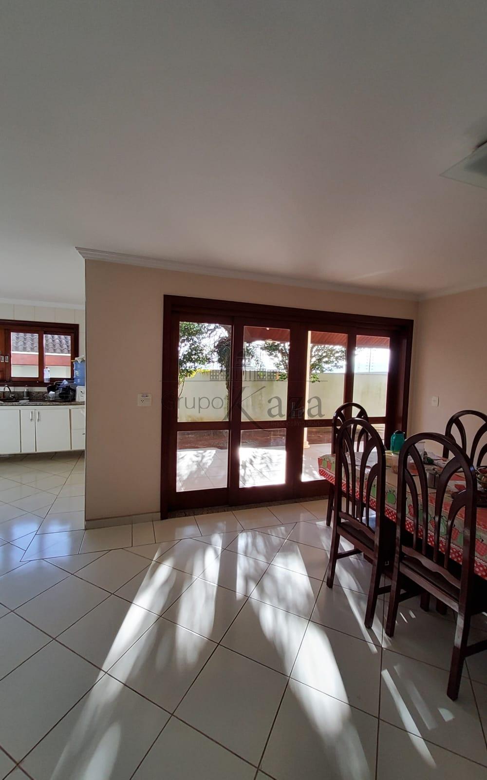 Foto 31 de Casa Condomínio em Jardim Santa Helena, Cacapava - imagem 31