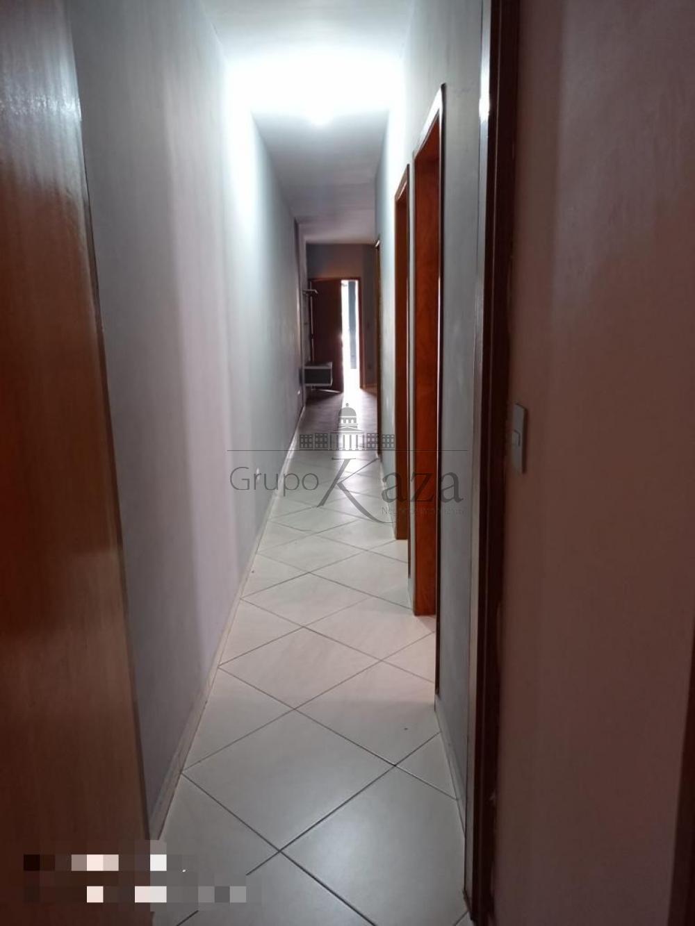 Foto 11 de Casa Padrão em Jardim Santa Inês II, São José dos Campos - imagem 11