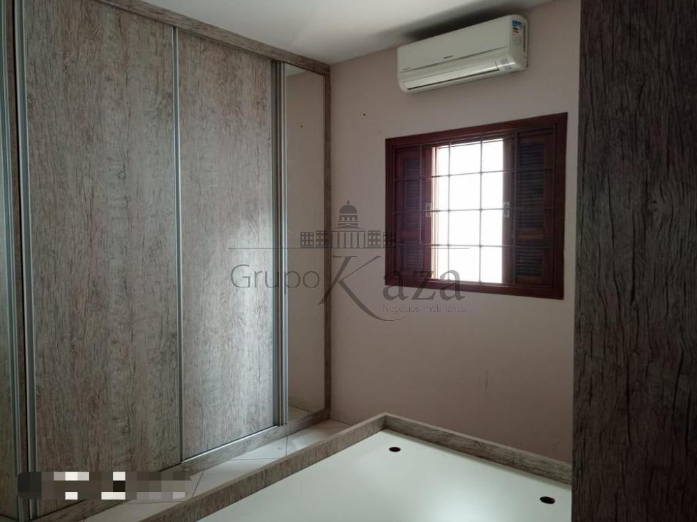 Foto 16 de Casa Padrão em Jardim Santa Inês II, São José dos Campos - imagem 16