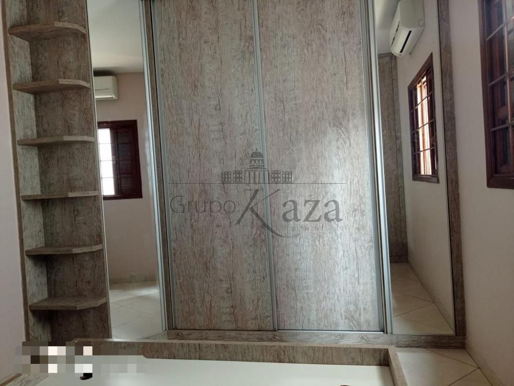 Foto 17 de Casa Padrão em Jardim Santa Inês II, São José dos Campos - imagem 17