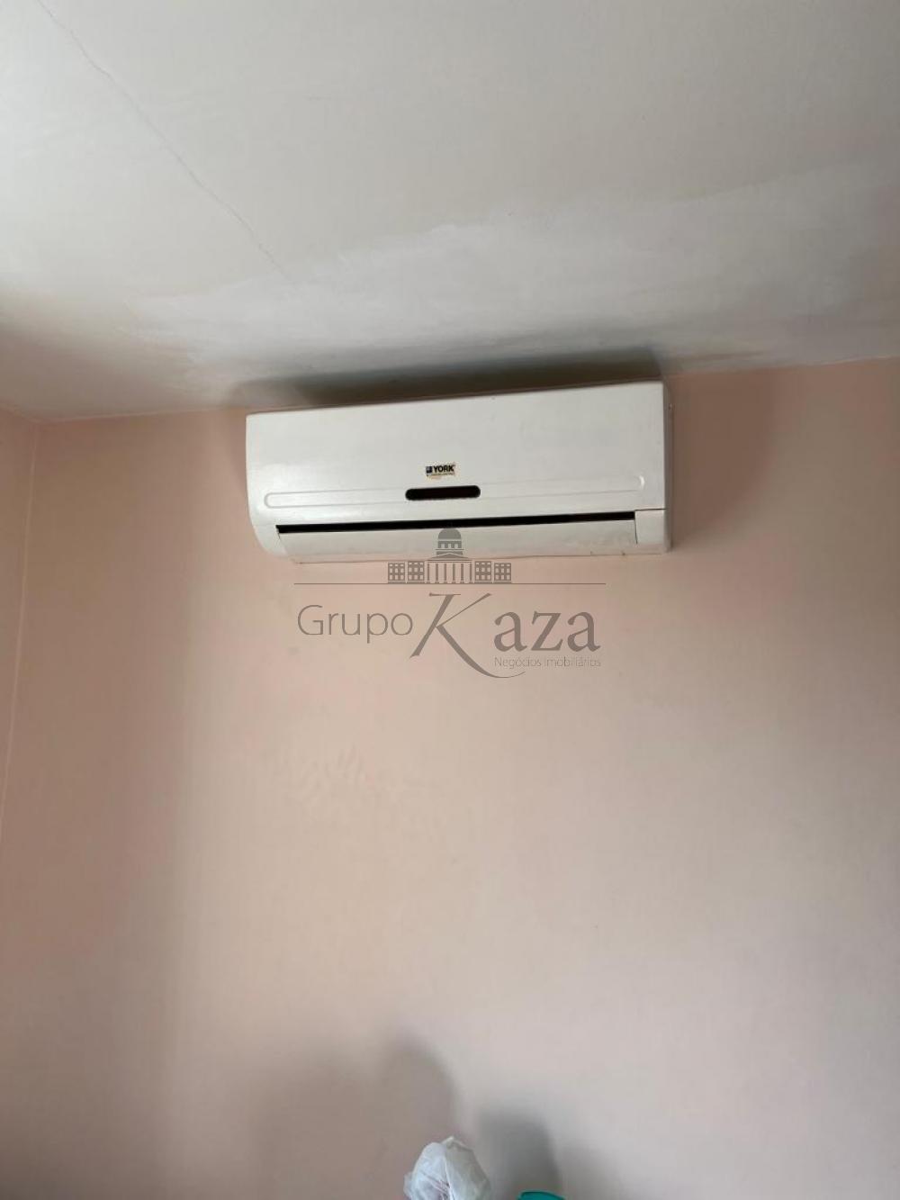 Foto 11 de Casa Sobrado em Vila Pinheiro, Jacareí - imagem 11