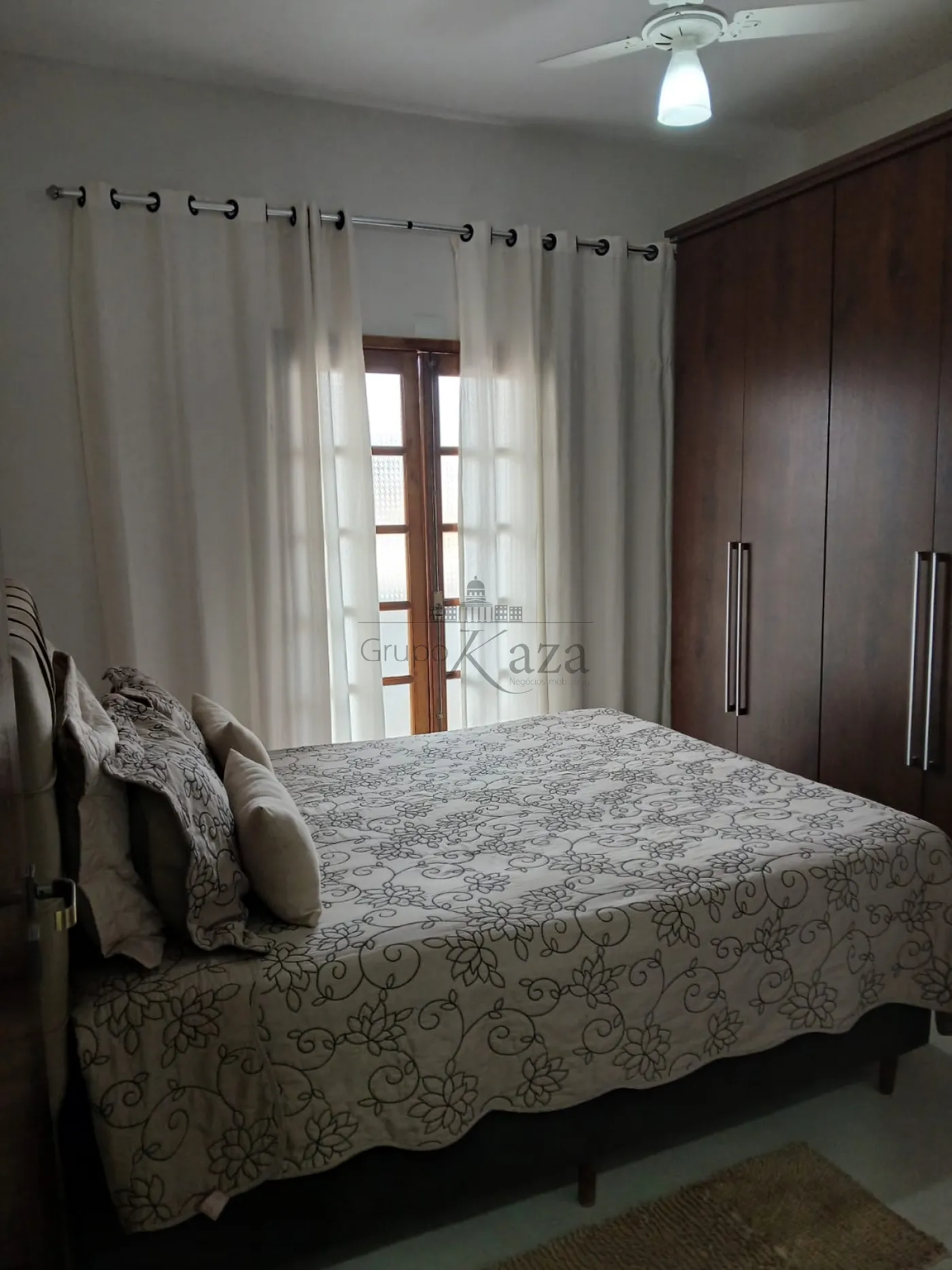 Foto 28 de Casa Sobrado em Chácaras Santa Maria, Jacareí - imagem 28