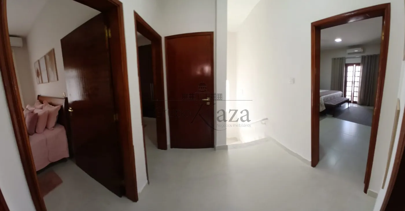 Foto 25 de Casa Sobrado em Chácaras Santa Maria, Jacareí - imagem 25