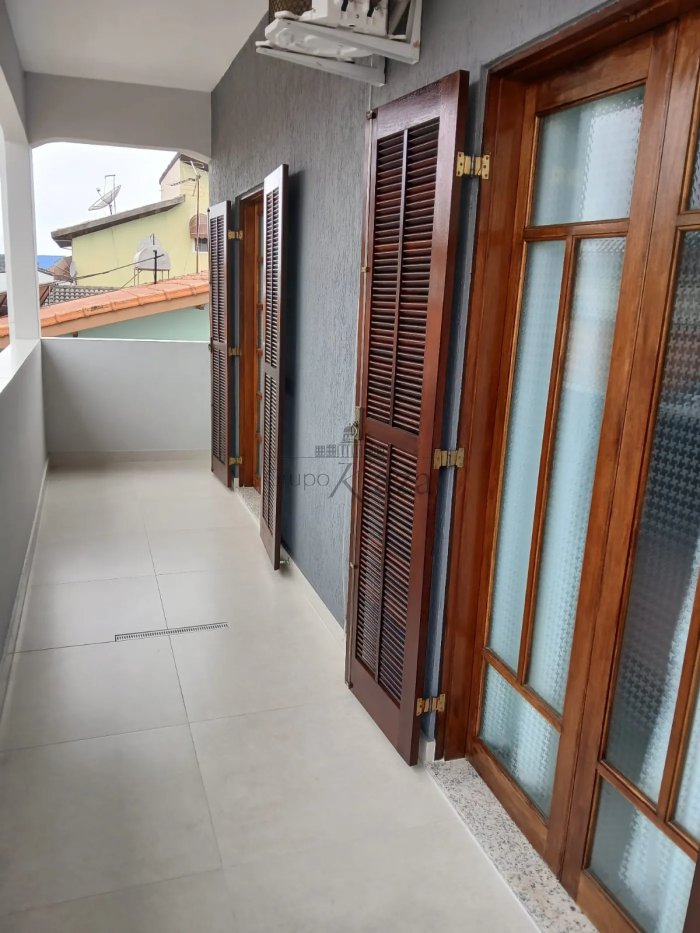 Foto 41 de Casa Sobrado em Chácaras Santa Maria, Jacareí - imagem 41