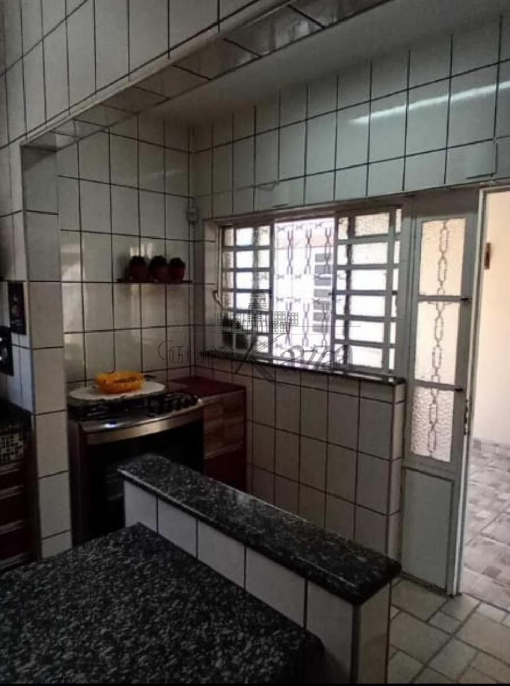 Foto 3 de Casa Sobrado em Chácaras Santa Maria, Jacareí - imagem 3