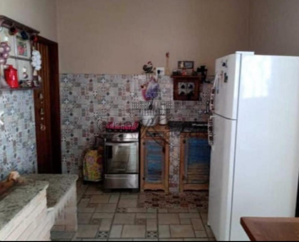Foto 10 de Casa Sobrado em Chácaras Santa Maria, Jacareí - imagem 10