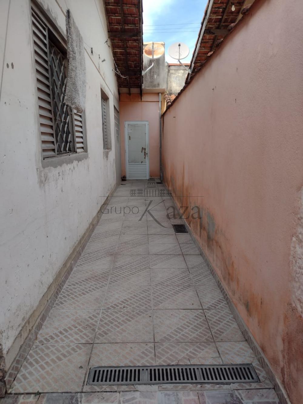 Foto 6 de Casa Padrão em Jardim das Flores, São José dos Campos - imagem 6