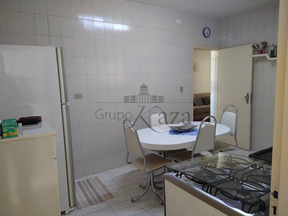 Foto 5 de Casa Padrão em Chácaras Santa Maria, Jacareí - imagem 5