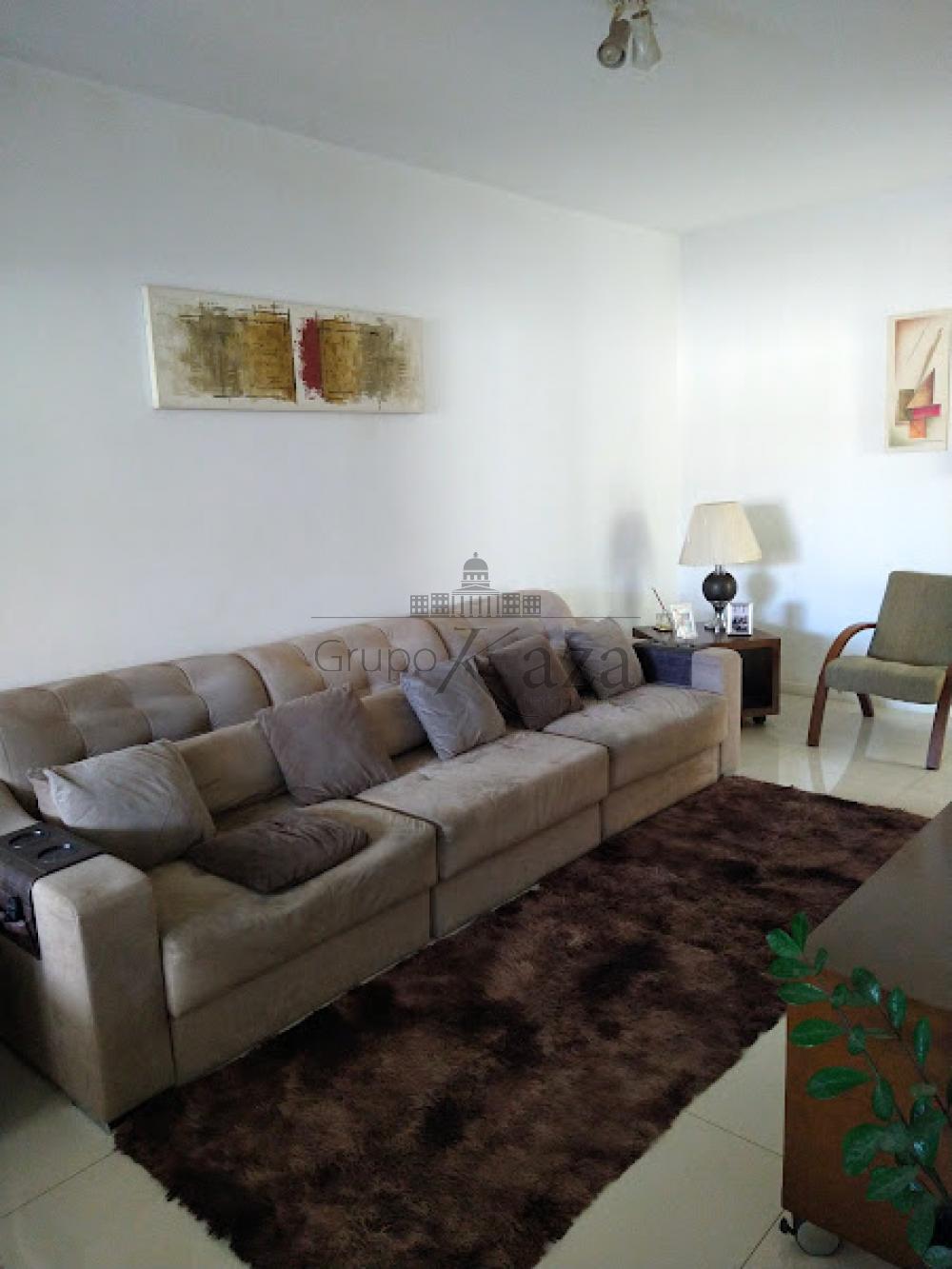 Foto 2 de Casa Padrão em Chácaras Santa Maria, Jacareí - imagem 2