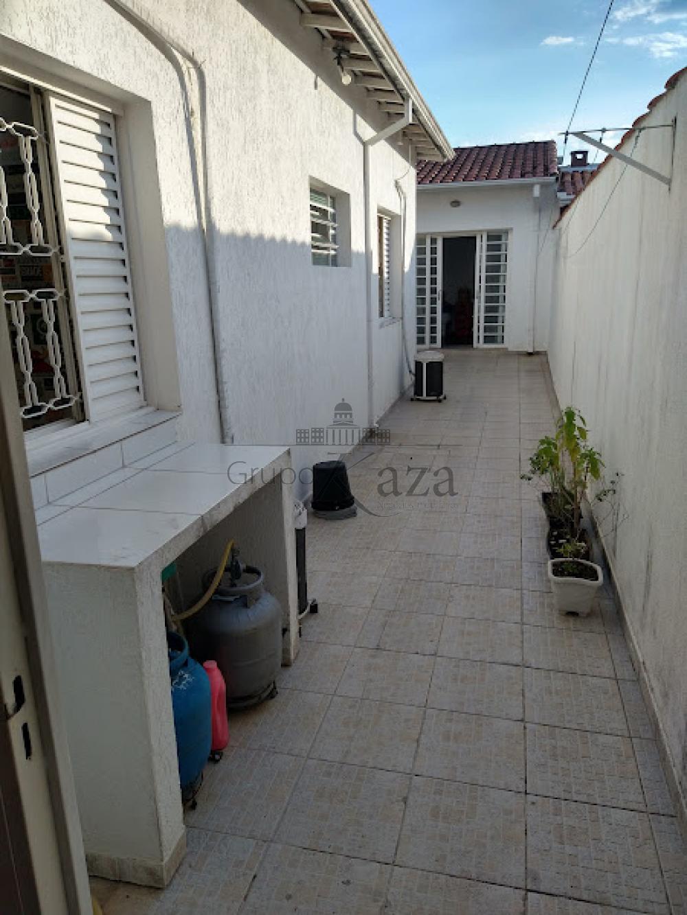 Foto 21 de Casa Padrão em Chácaras Santa Maria, Jacareí - imagem 21