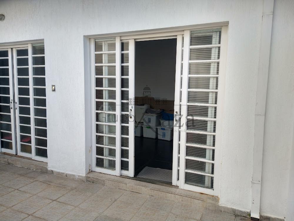 Foto 23 de Casa Padrão em Chácaras Santa Maria, Jacareí - imagem 23
