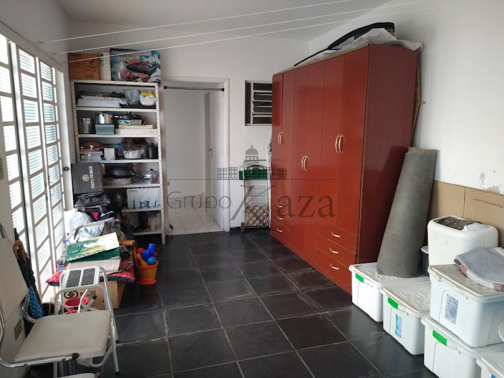 Foto 17 de Casa Padrão em Chácaras Santa Maria, Jacareí - imagem 17