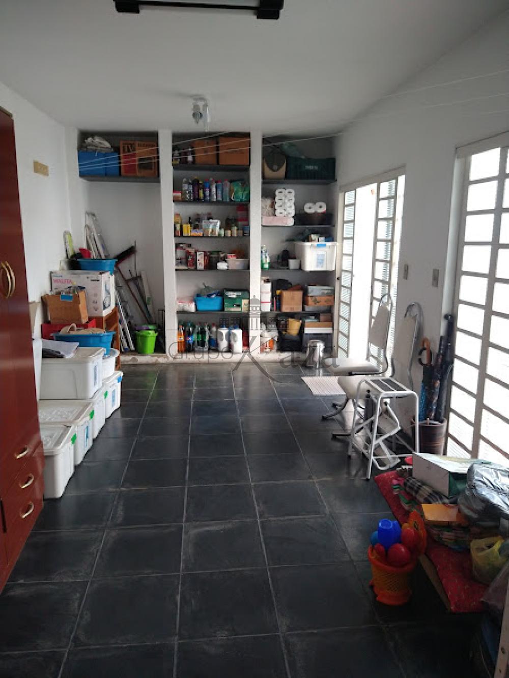 Foto 18 de Casa Padrão em Chácaras Santa Maria, Jacareí - imagem 18