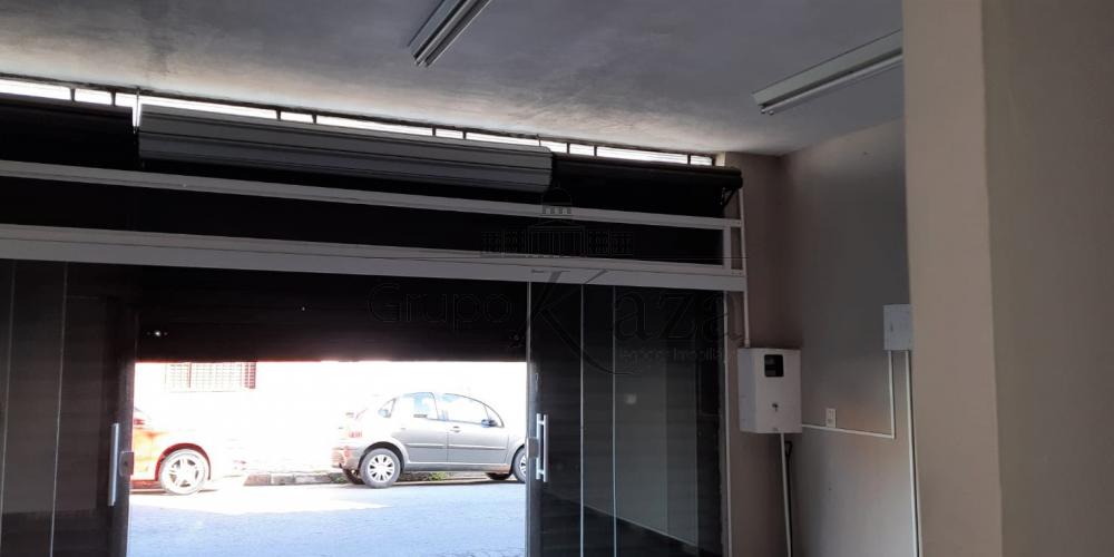 Foto 15 de Casa Comercial  Residencial em Parque Itamarati, Jacareí - imagem 15