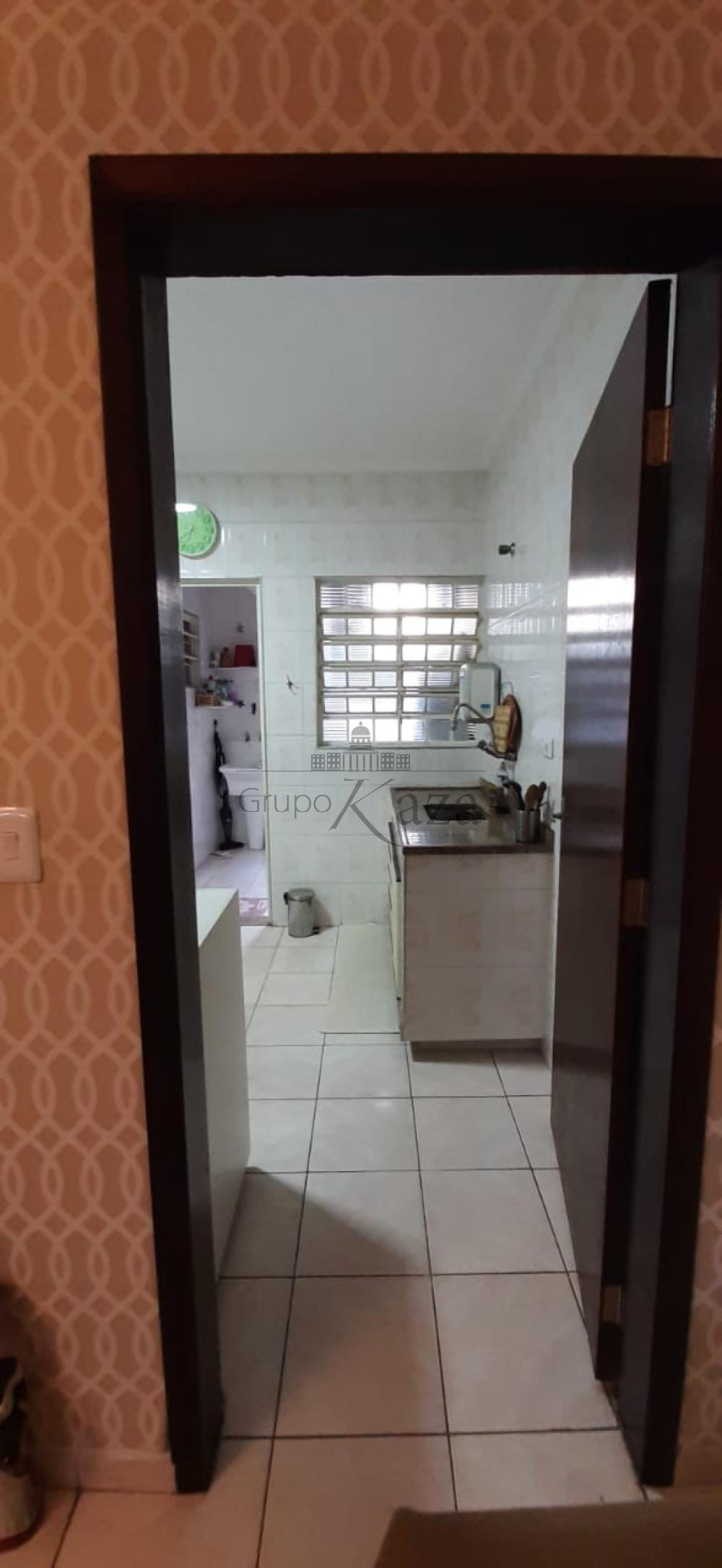 Foto 4 de Casa Padrão em Jardim Emilia, Jacareí - imagem 4