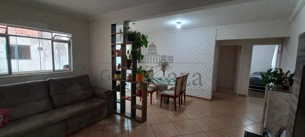 Foto 1 de Casa Padrão em Jardim Torrão de Ouro, São José dos Campos - imagem 1