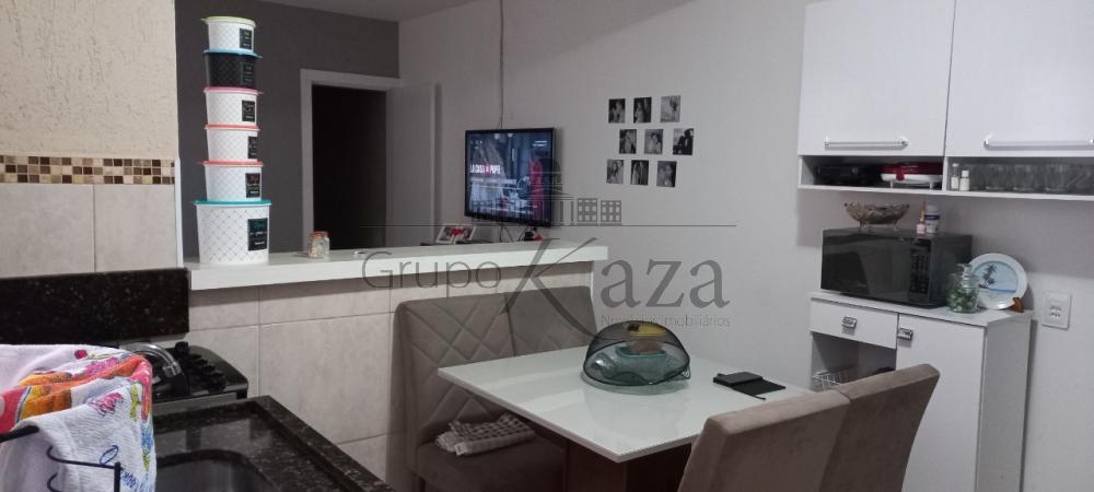 Foto 4 de Casa Padrão em Jardim Torrão de Ouro, São José dos Campos - imagem 4