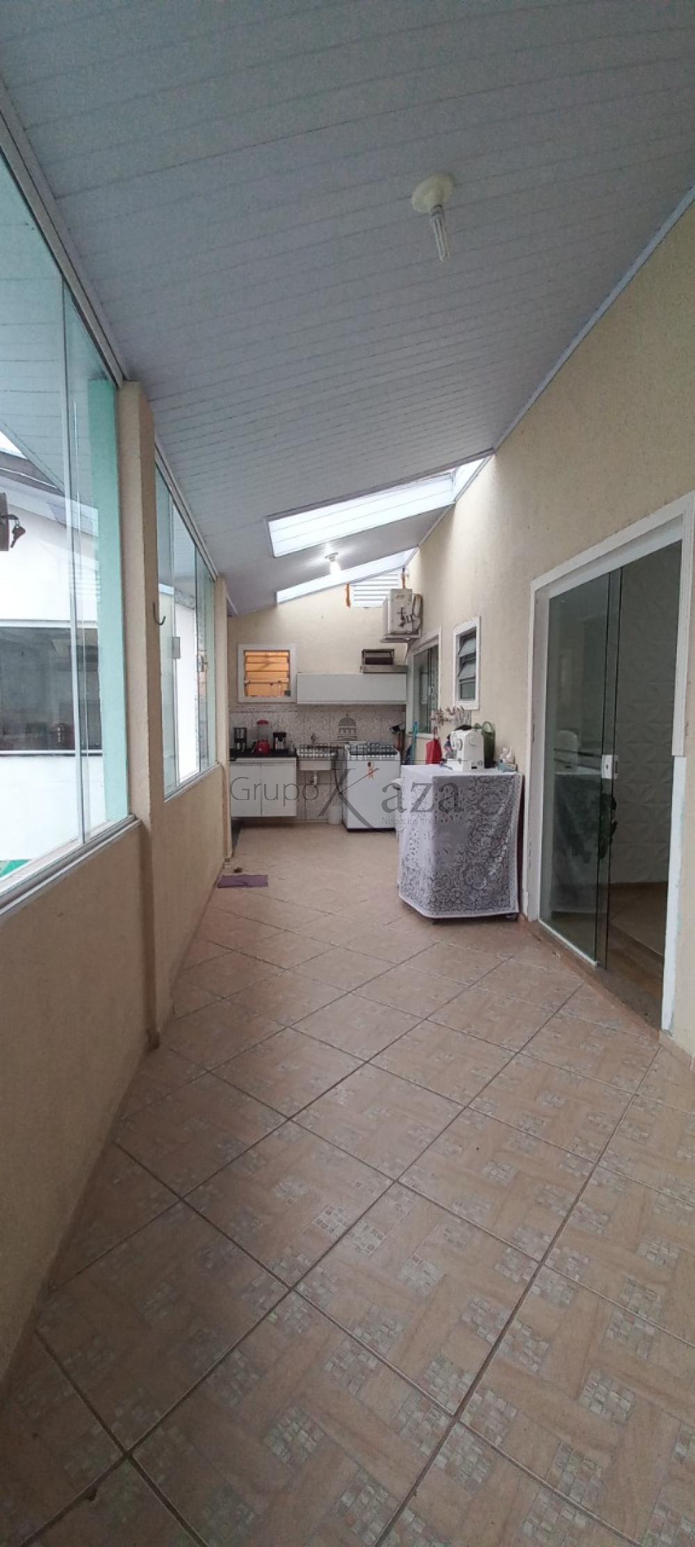Foto 14 de Casa Padrão em Jardim Torrão de Ouro, São José dos Campos - imagem 14